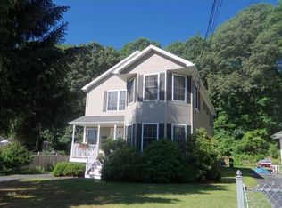 400 Lake Ave, Worcester, MA 01604