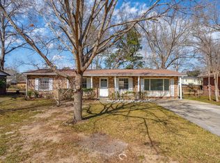 28 Elmora Ave, Goose Creek, SC 29445