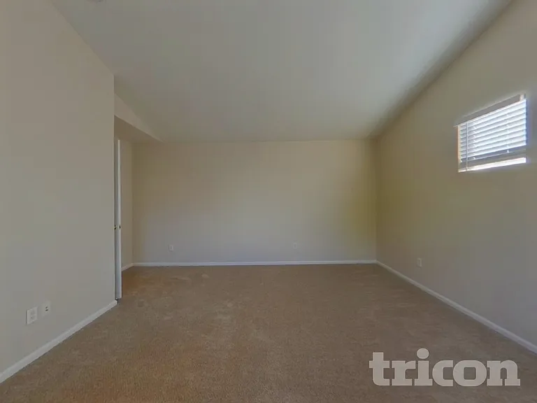 16565 Humboldt St — Photo 6