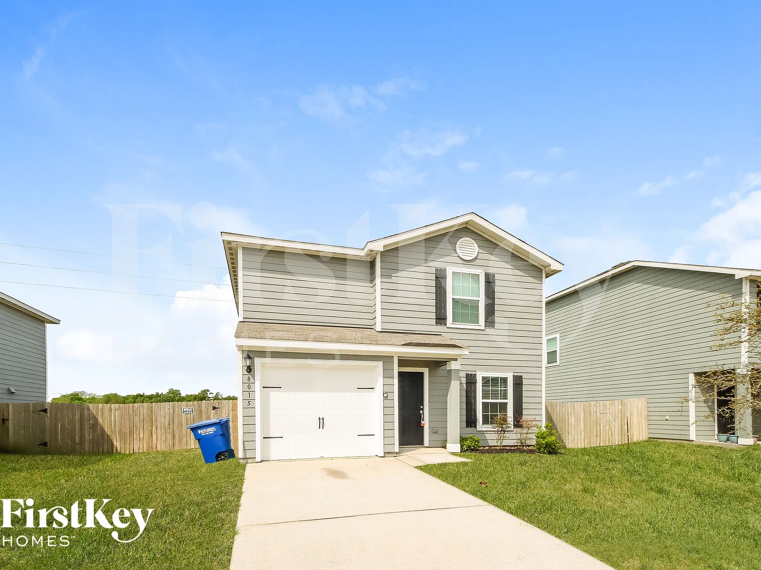 3 bed, 2.5 bath, 1404 sqft, $2,090 — Photo 2