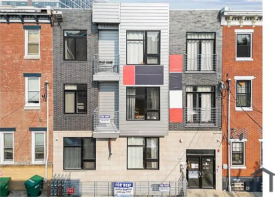 3 bed, $1,799 — Photo 3