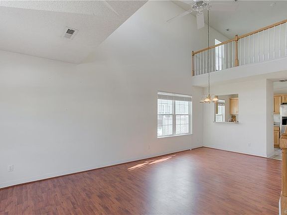 5th image of 4718 Twin Hickory Lake Dr #4718