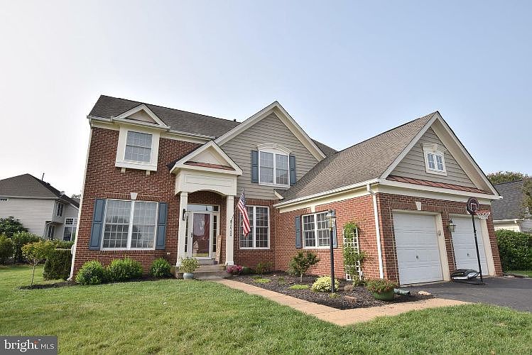 1st image of 12724 Camden Park Ct