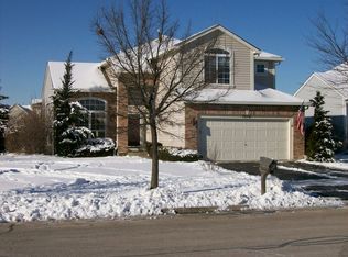 7676 Mendocino Dr, Gurnee, IL 60031