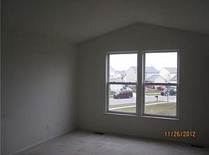 5th image of 7331 Essex Dr