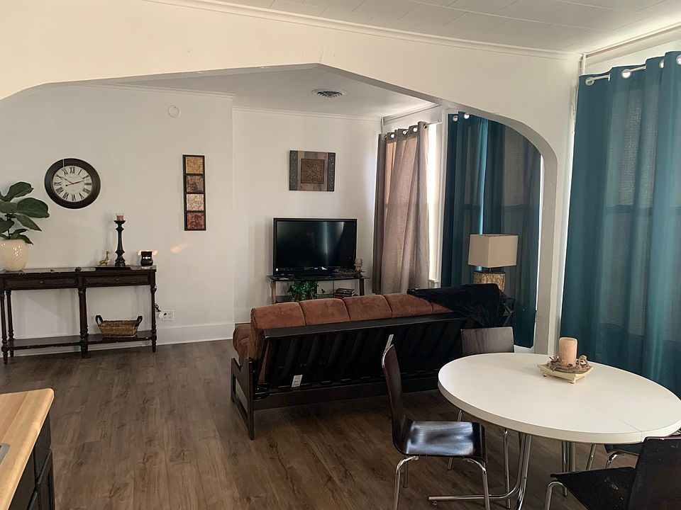1st image of 216 S Main St #1