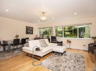 324 Pond Ct #7C, Washington Township, NJ 07676