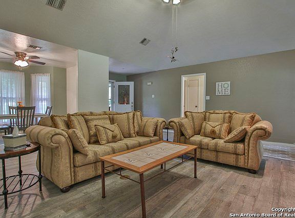 4th image of 110 Turkey Hollow Cir