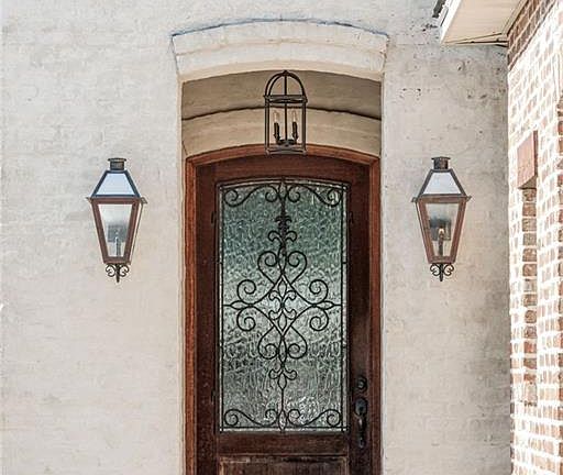 2nd image of 308 Tullulah Ave