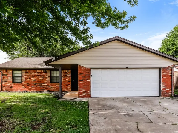 1074 Dover Mansion, Yukon, OK 73099