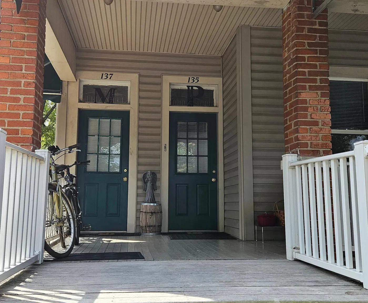 2 bed, 1275 sqft, $1,400 — Photo 2