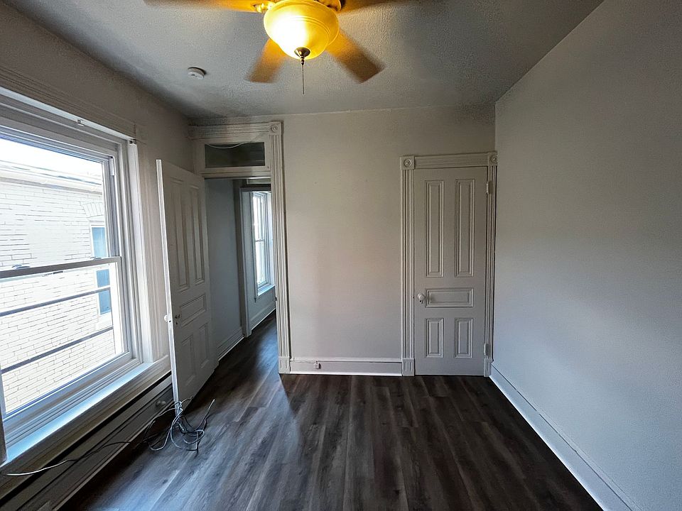 2nd image of 1368 Perkiomen Ave #305E21038