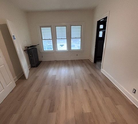 4th image of 16808 Madison Ave Unit 5