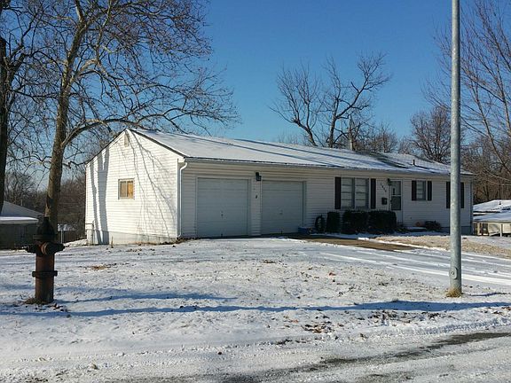 3rd image of 5020 Norwood Ave