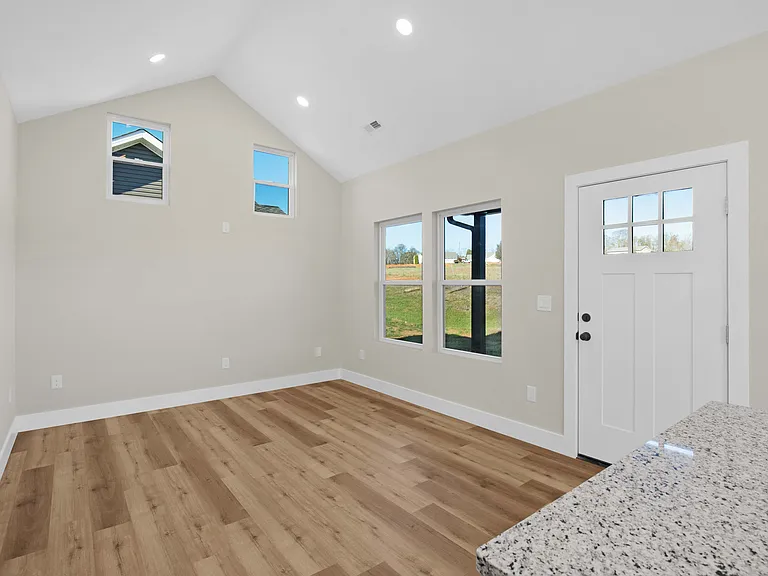 1022 Wentford Ave — Photo 9