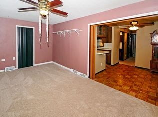 1566 Ivy Ave E, Saint Paul, MN 55106