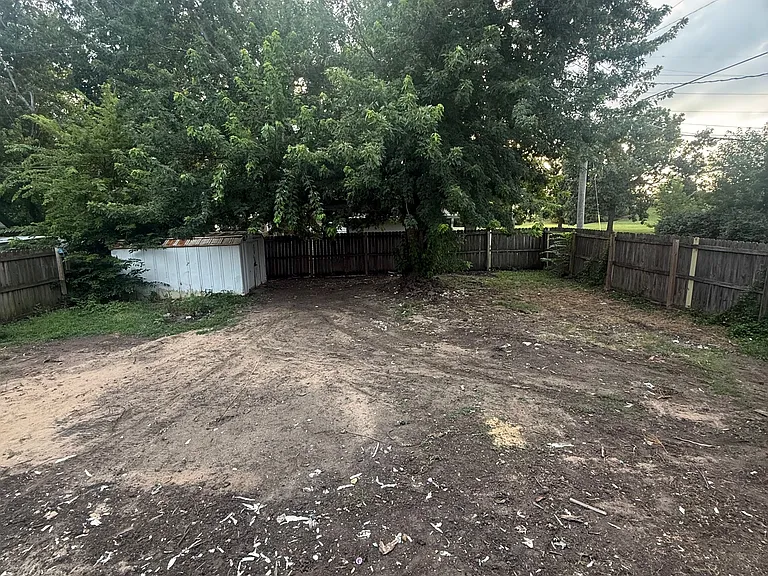 701 S Spruce St — Photo 5