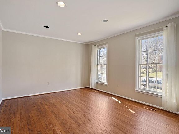 5th image of 3 Bouldercrest Ct