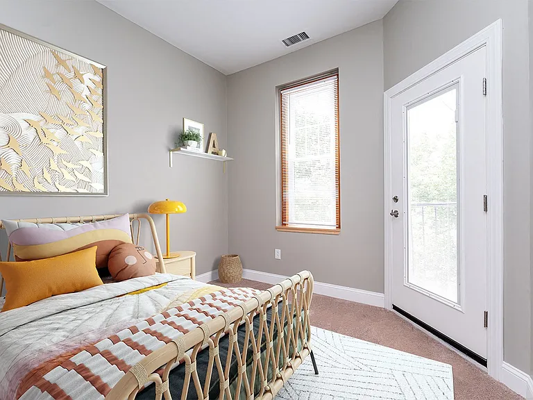 Townhouse Apartments — Photo 4
