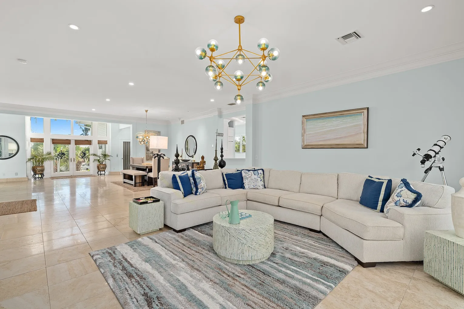 6 bed, 4622 sqft, $15,000 — Photo 4