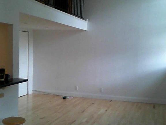 2nd image of 3409 Villa And The Woods