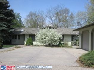 58 Kuester Lk, Grand Island, NE 68801