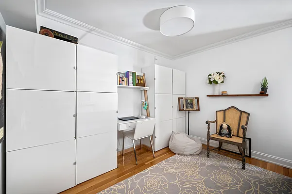 Sold by Compass | media 4