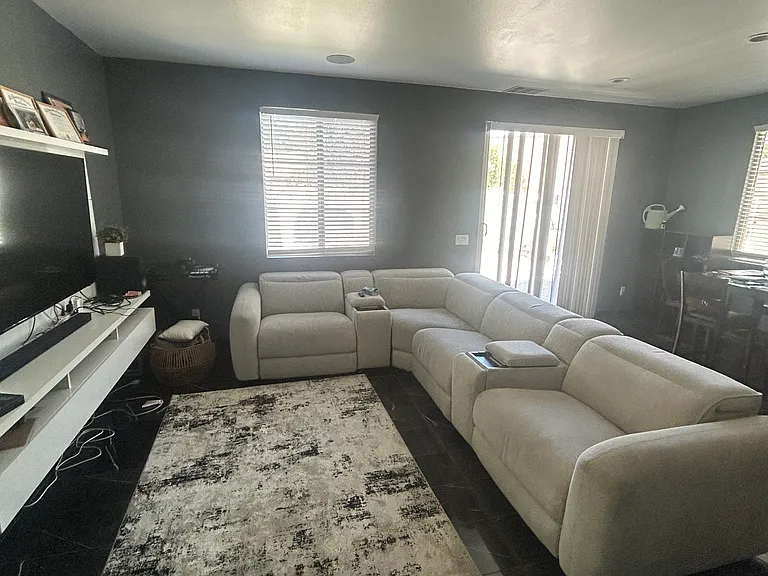 31542 Alicante Loop — Photo 4