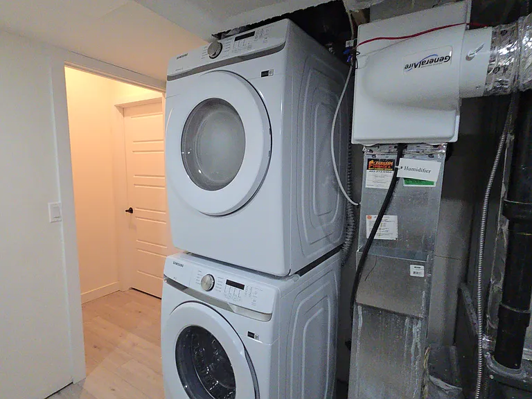 601 Corner Meadows Way NE #B — Photo 12