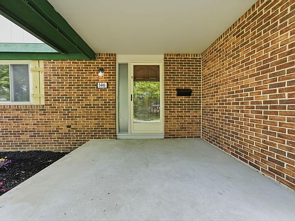 3rd image of 5446 Blue Ash Rd