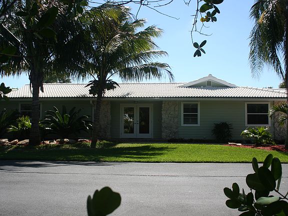 3rd image of 9004 SE Pelican Island Way