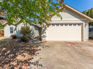 410 Waddell Ave, Amity, OR 97101