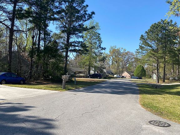 3rd image of 901 Haymarket Ln