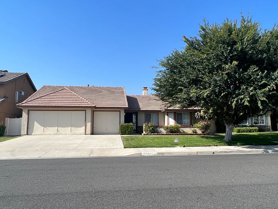 1st image of 28918 Loire Valley Ln