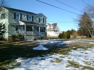 8 Pasadena Ave, Westerly, RI 02891