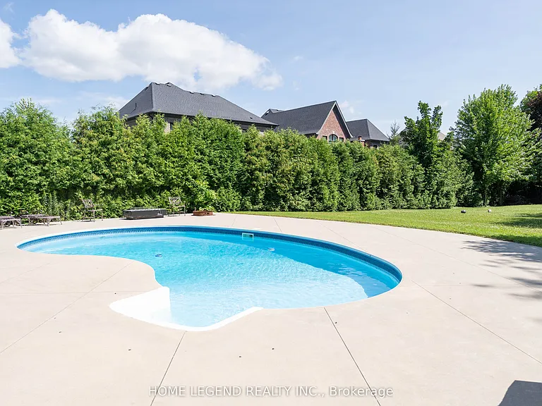 183 McClure Dr — Photo 21
