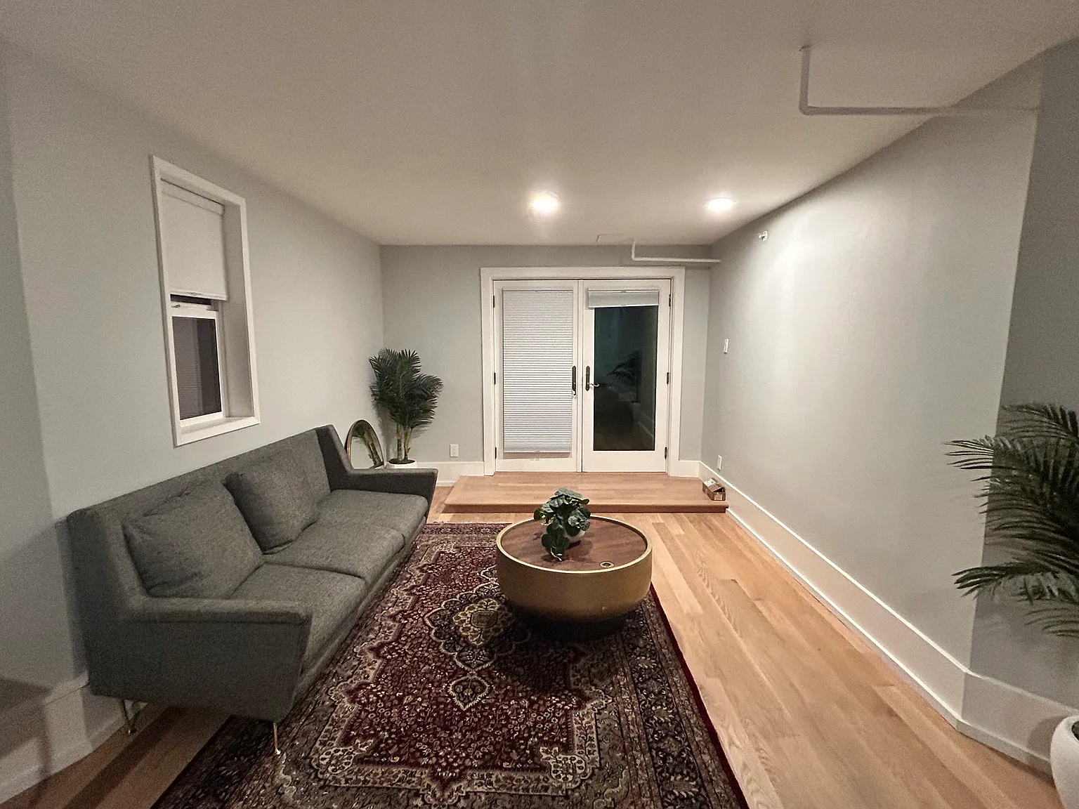 Studio, 650 sqft, $4,000 — Photo 3