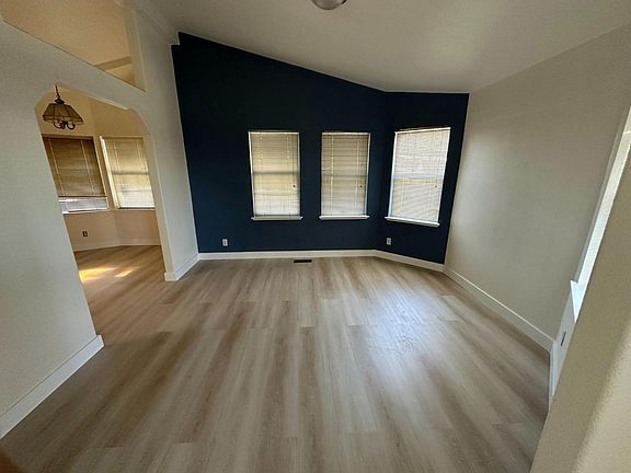 5th image of 3637 Snell Ave Space 33