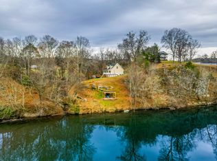 1996 W Allens Bridge Rd, Greeneville, TN 37743