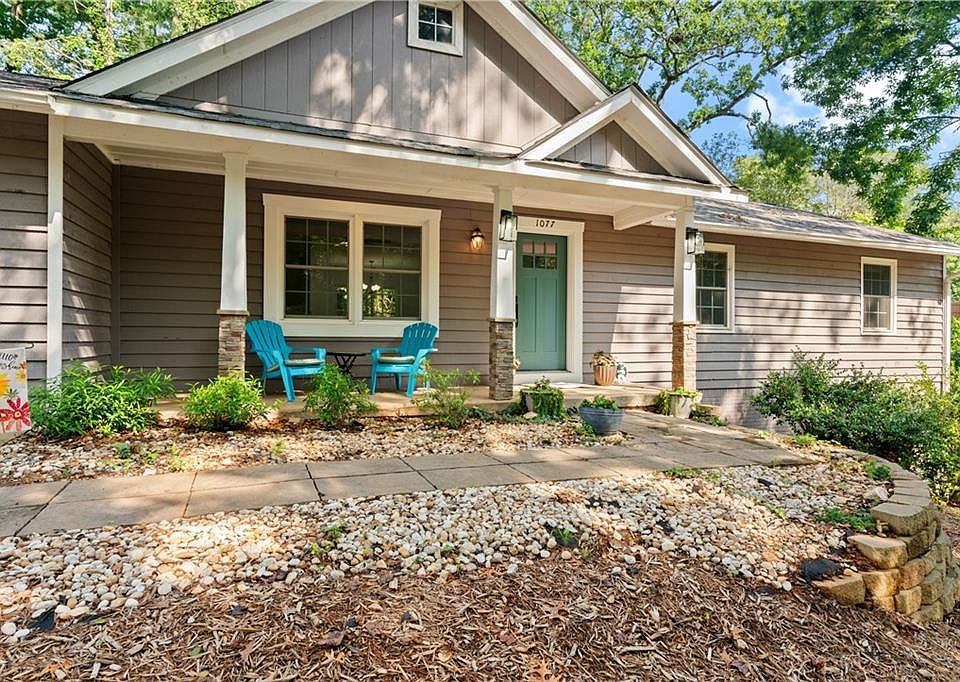 1st image of 1077 Lakeshore Dr