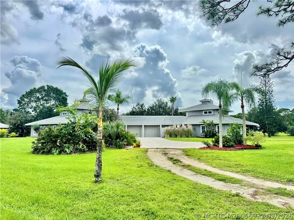 9832 SW Santa Monica Dr, Palm City, FL 34990