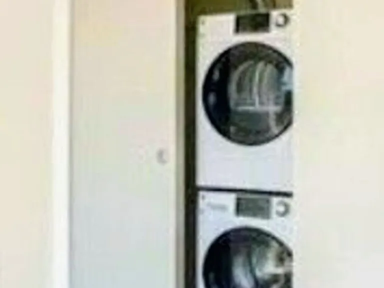 1932 Fawcett Ave — Photo 2