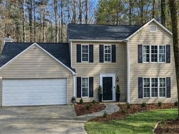 5679 Bay Harbor Trl NW, Acworth, GA 30101