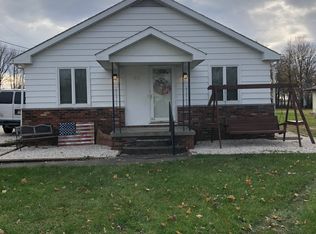 121 E Burrell St, Odon, IN 47562