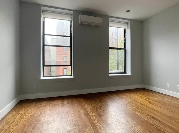 4 West 126th Street image 1 of 11