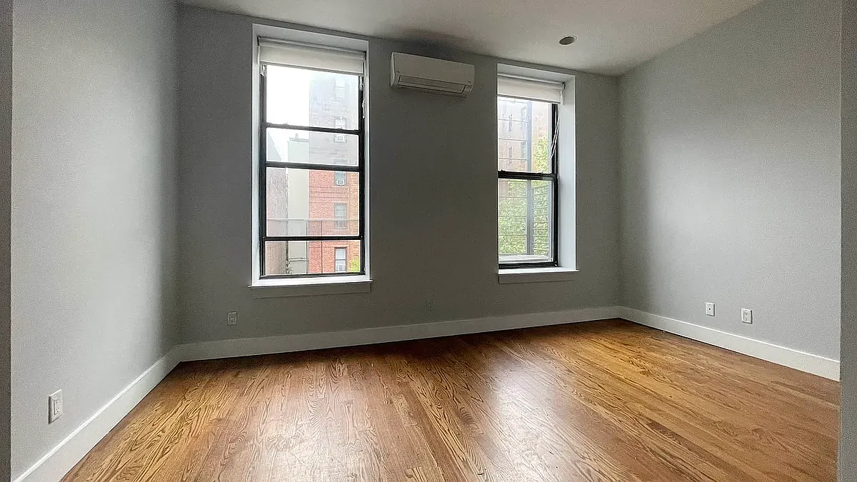 Building Photo - 4 W 126th St #4