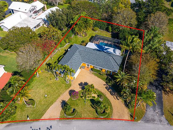 3rd image of 668 Colonial Dr #A