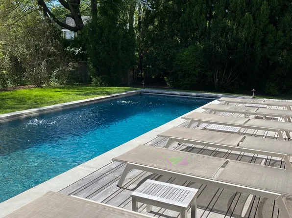 71 Spring Close Hwy, East Hampton, NY 11937