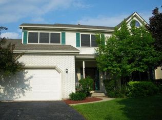 360 Breckenridge Dr, Aurora, IL