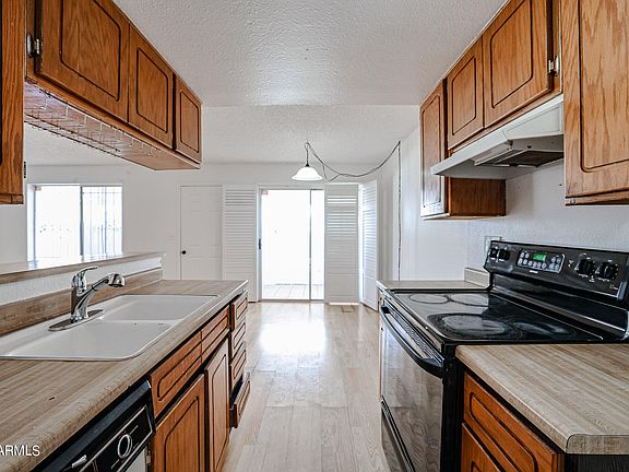 5th image of 2133 W TURNEY Avenue #C71